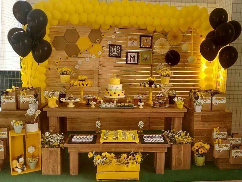 Inspirations Fete D Anniversaire Le Printemps Et Les Abeilles Mon Gateau Fantastic